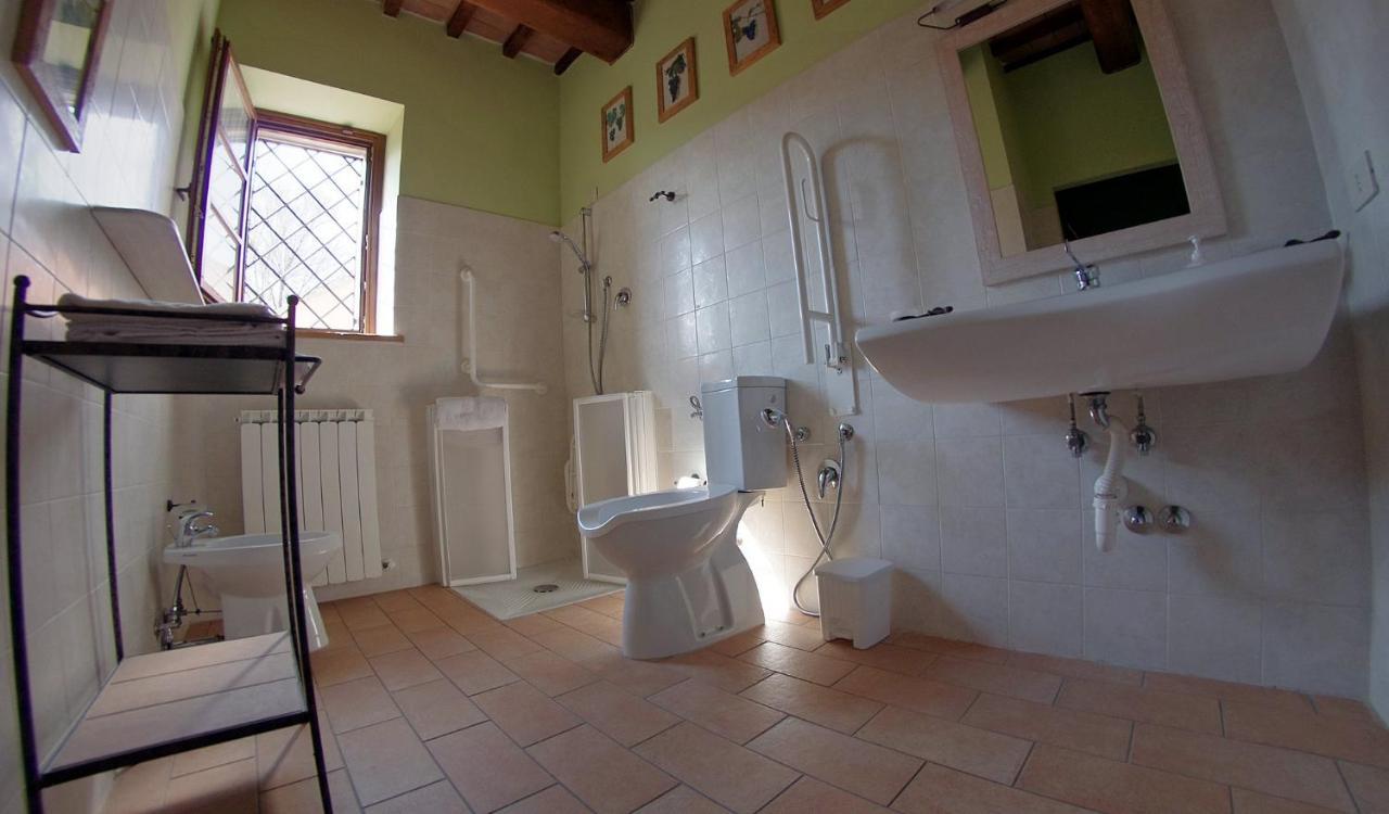 Agriturismo Il Corniolo Cenerente ภายนอก รูปภาพ